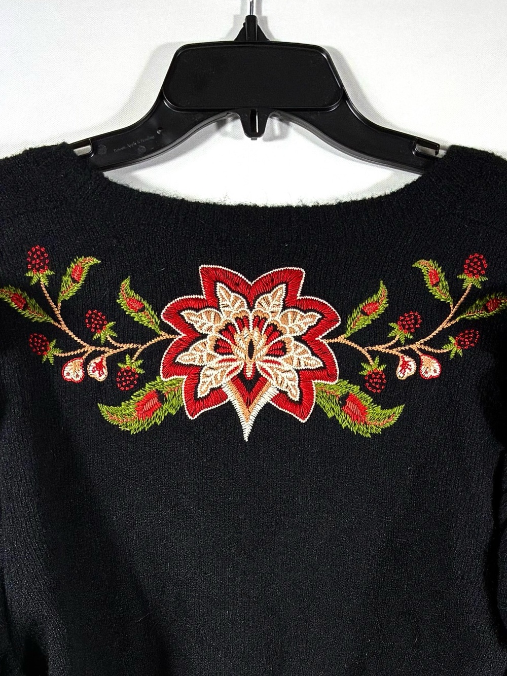 Farm Rio Berry Embroidered Ruffle Cardigan Black Medium NEW - Picture 14 of 16